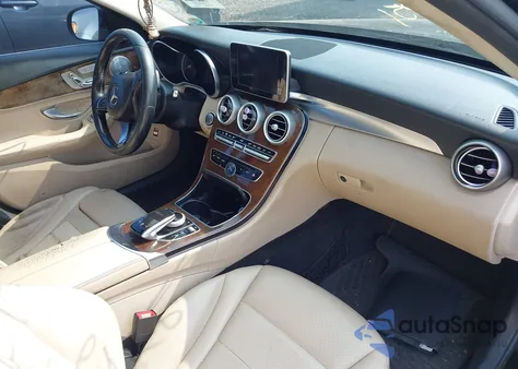 2015 Mercedes-Benz C 300 4Matic from USA, damaged, VIN 55SWF4KB1FU004582